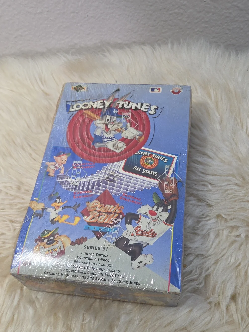 1990 Upper Deck Looney Tunes Comic Ball Series 1 Factory Sealed Box